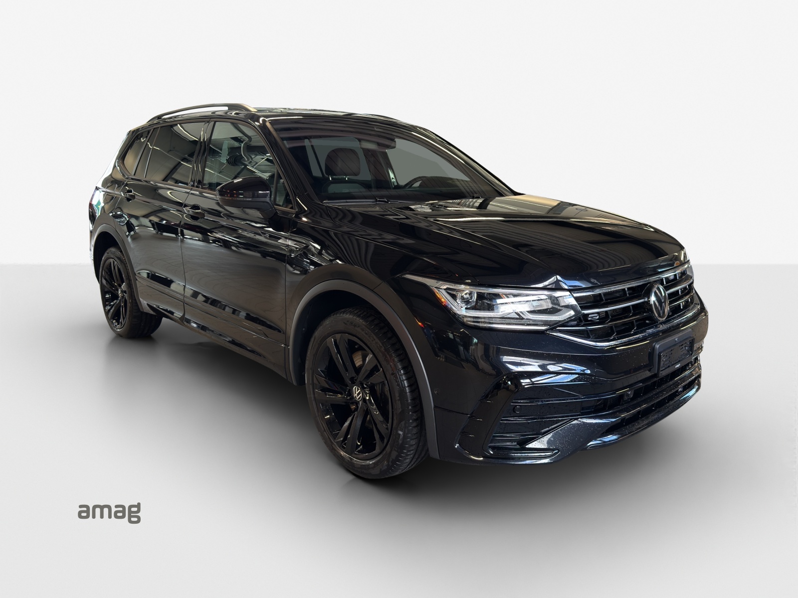 VW Tiguan Allspace 2.0 TDI SCR R-Line 4Motion DSG-image-5