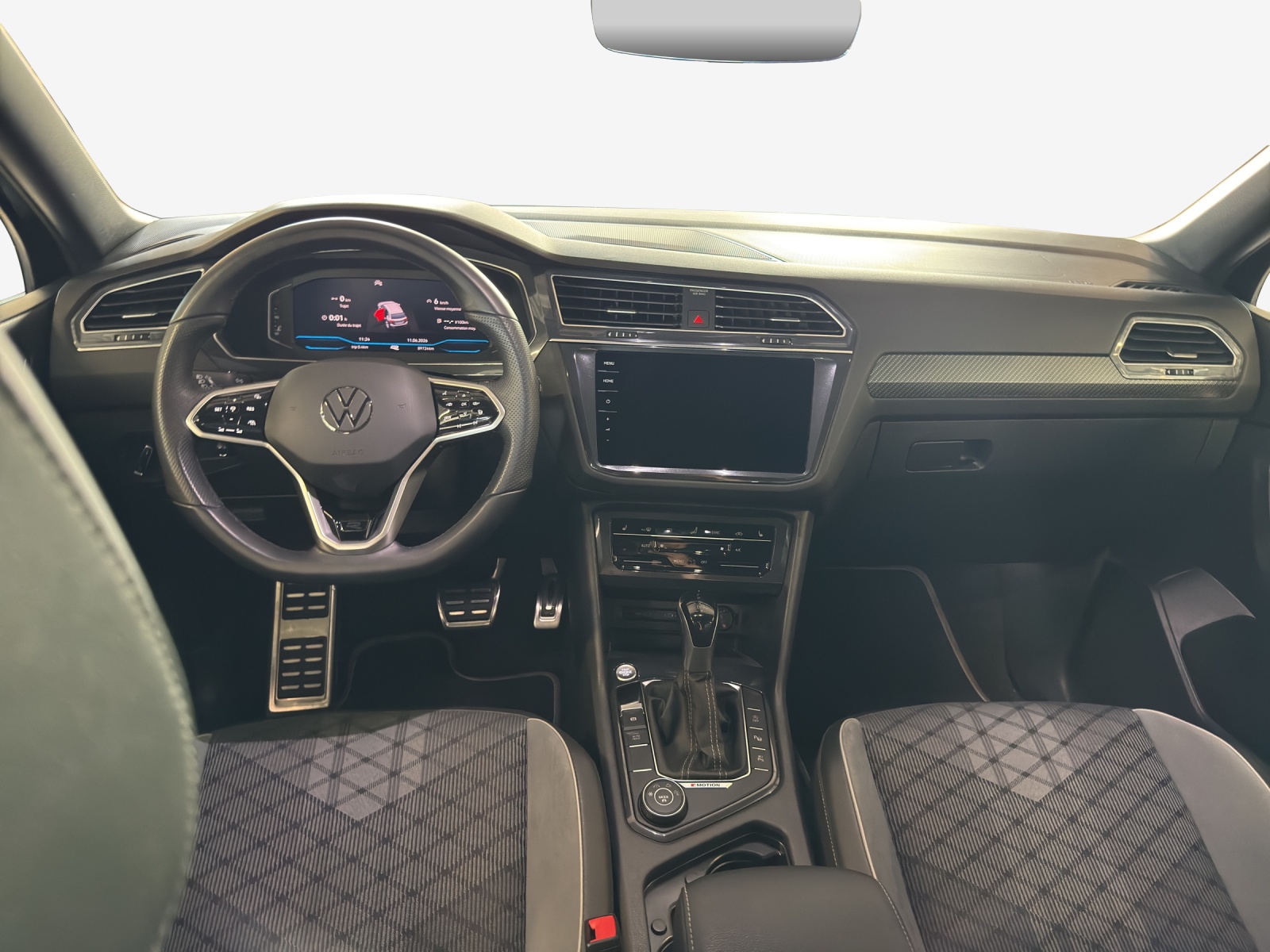 VW Tiguan Allspace 2.0 TDI SCR R-Line 4Motion DSG-image-8