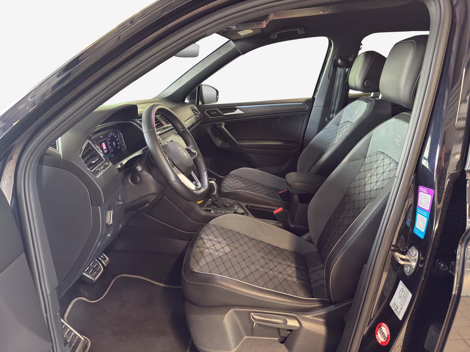 VW Tiguan Allspace 2.0 TDI SCR R-Line 4Motion DSG-image-7