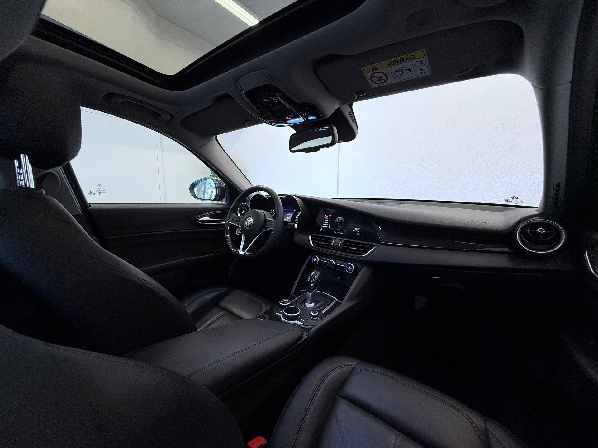 ALFA ROMEO Giulia 2.0 Super Automatic-image-24