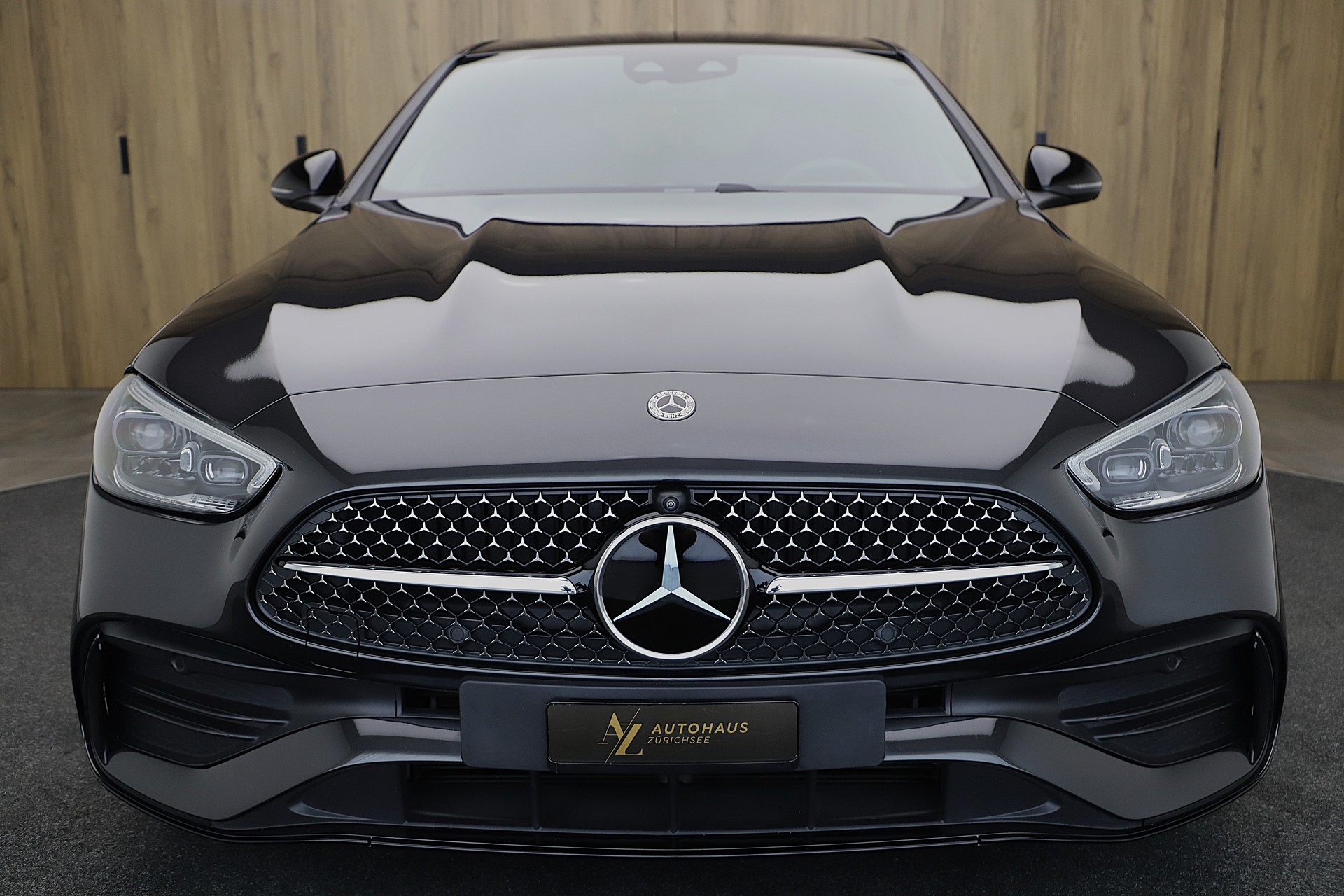 MERCEDES-BENZ C 300 AMG Line Premium und Night Paket-image-1