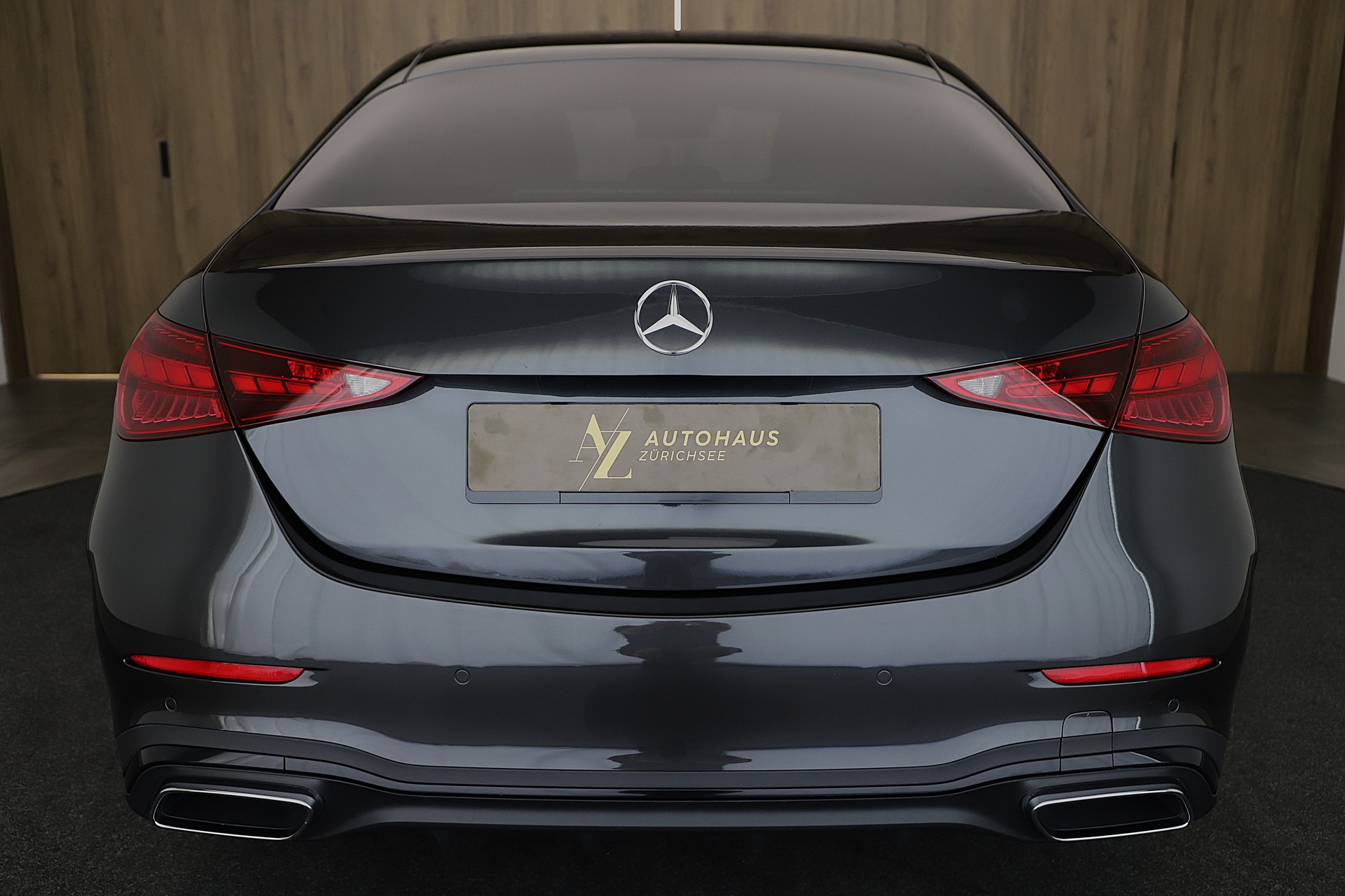 MERCEDES-BENZ C 300 AMG Line Premium und Night Paket-image-3