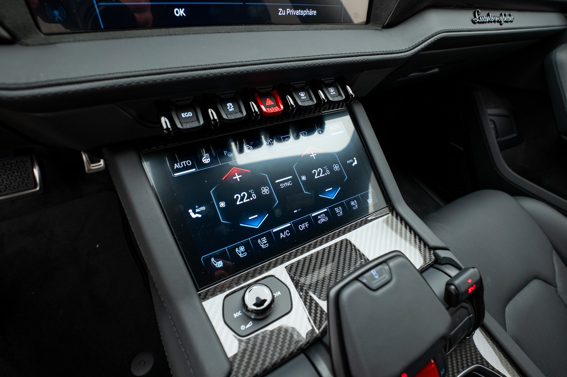 LAMBORGHINI Urus SE-image-9