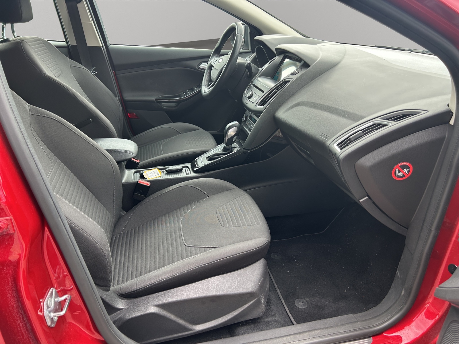 FORD Focus 1.5 SCTi Titanium X Automatic-image-13