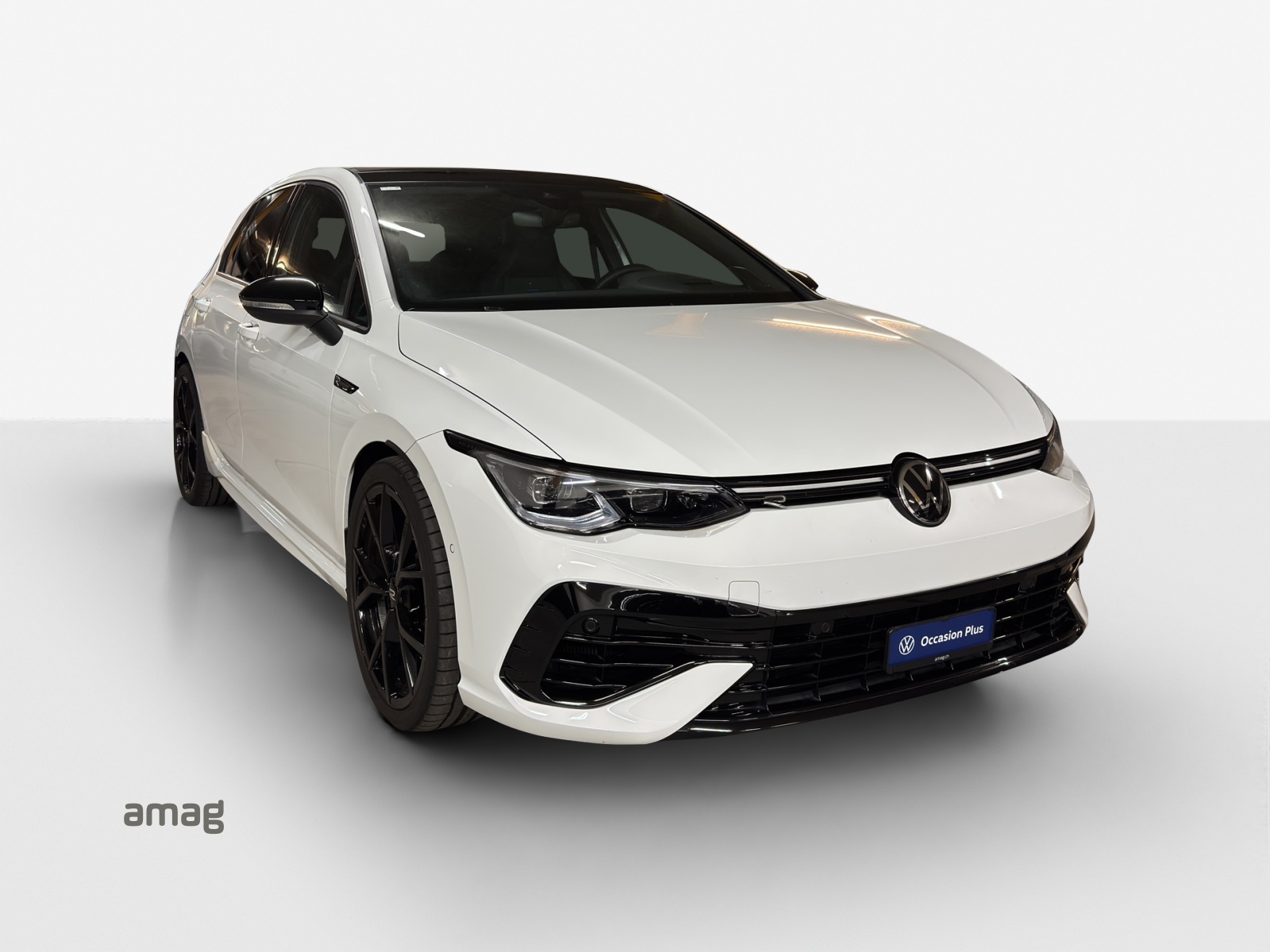 VW Golf 2.0 TSI R DSG 4Motion-image-5