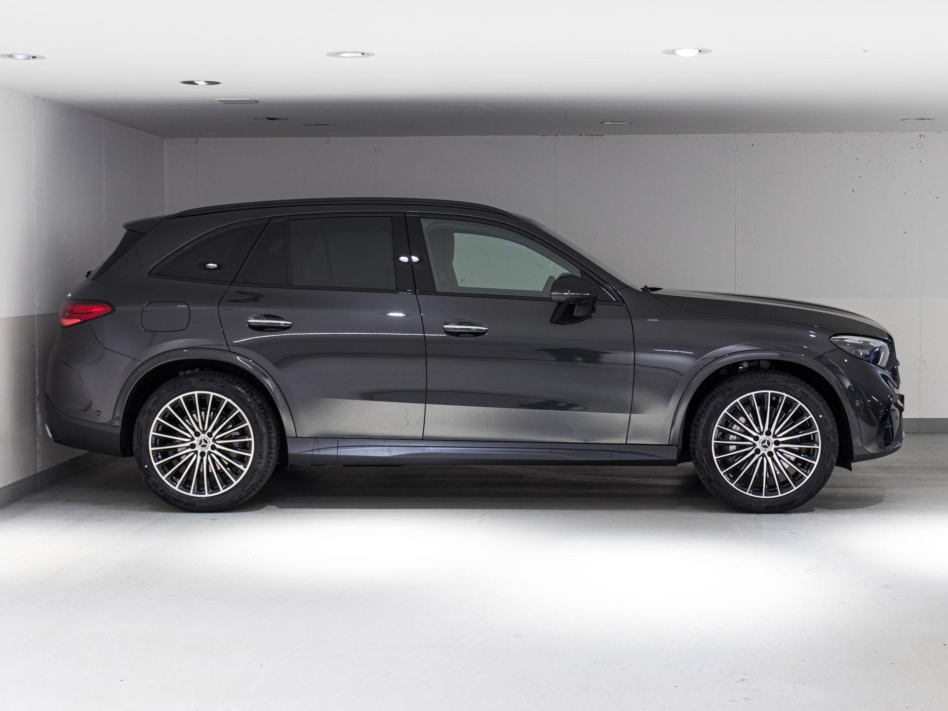 MERCEDES-BENZ GLC 200 4MATIC-image-1