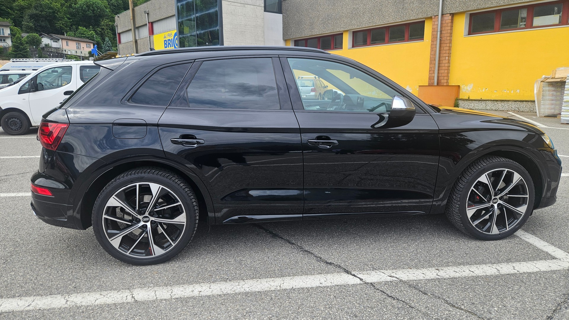 AUDI SQ5 TDI quattro tiptronic-image-3