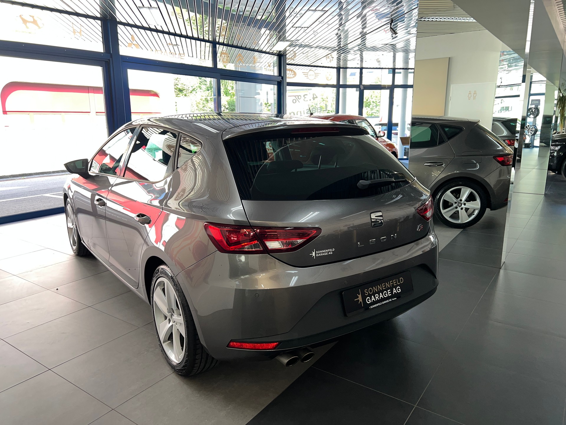SEAT Leon 1.4 TSI FR Line-image-2