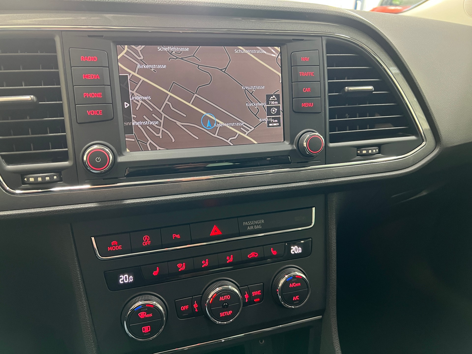 SEAT Leon 1.4 TSI FR Line-image-14