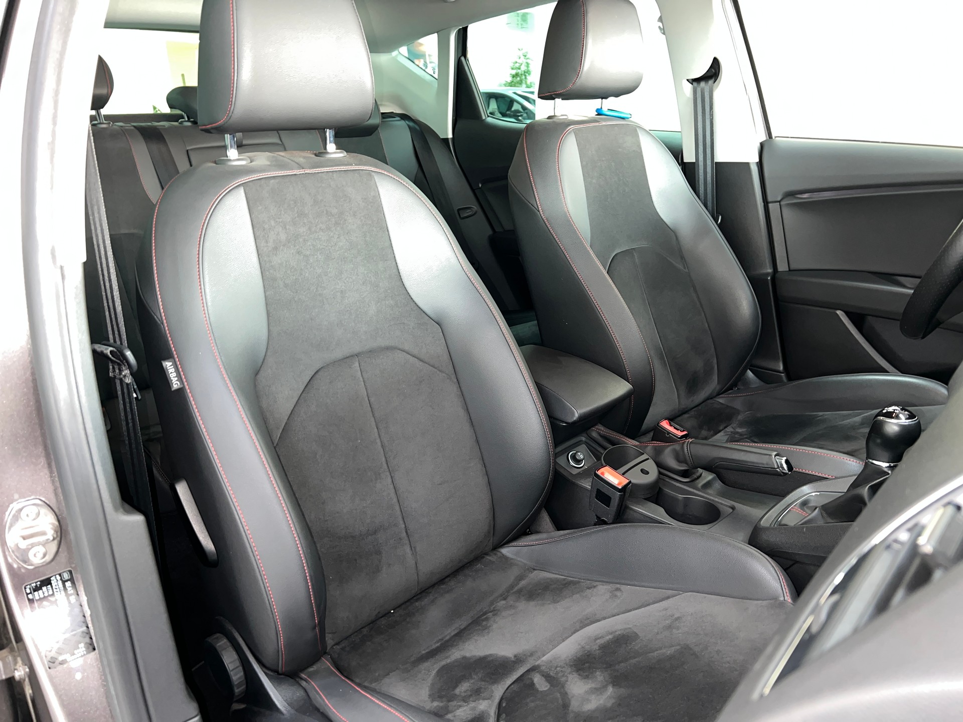 SEAT Leon 1.4 TSI FR Line-image-6