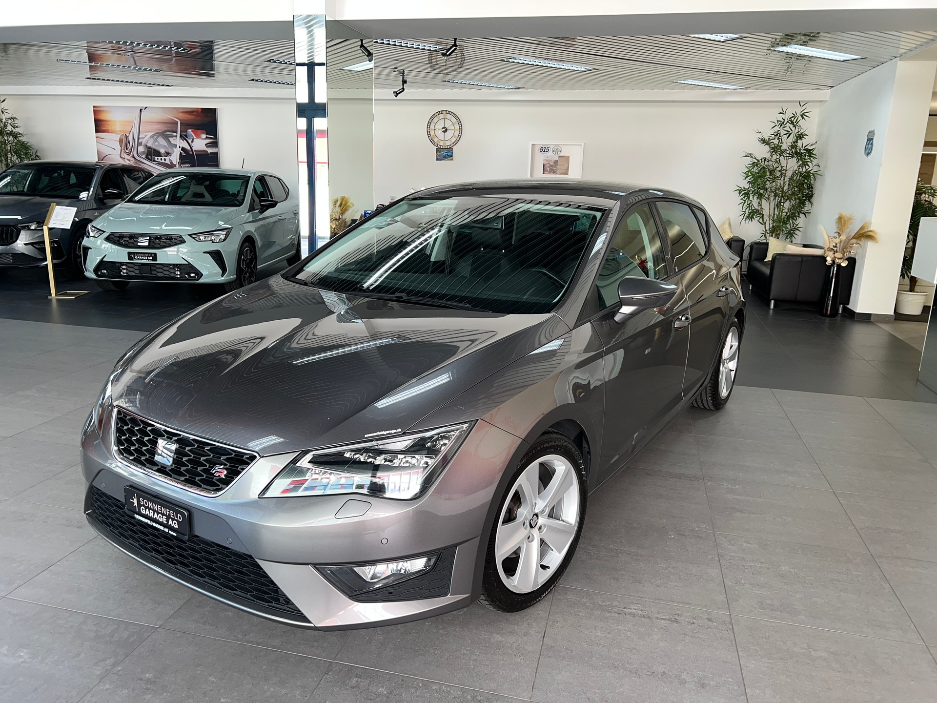 SEAT Leon 1.4 TSI FR Line-image-1