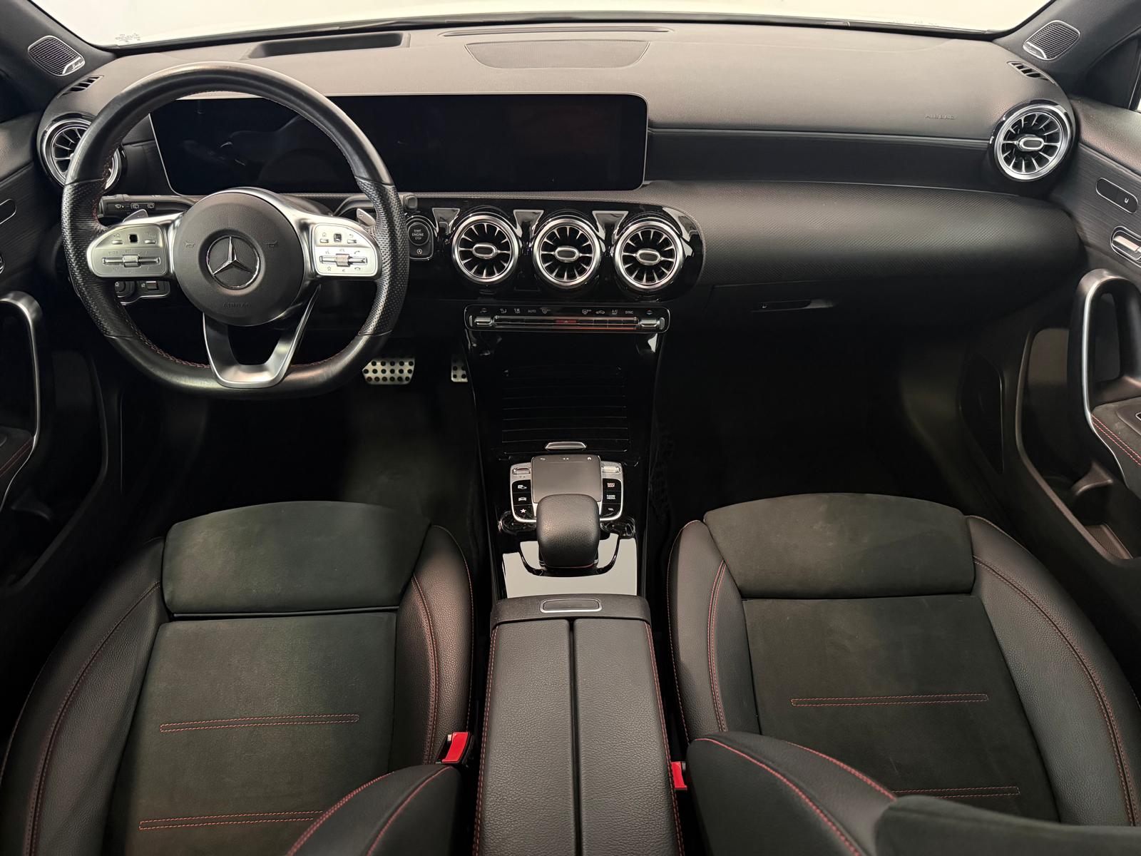 MERCEDES-BENZ A 250 4Matic AMG Line 4Matic 7G-DCT-image-13