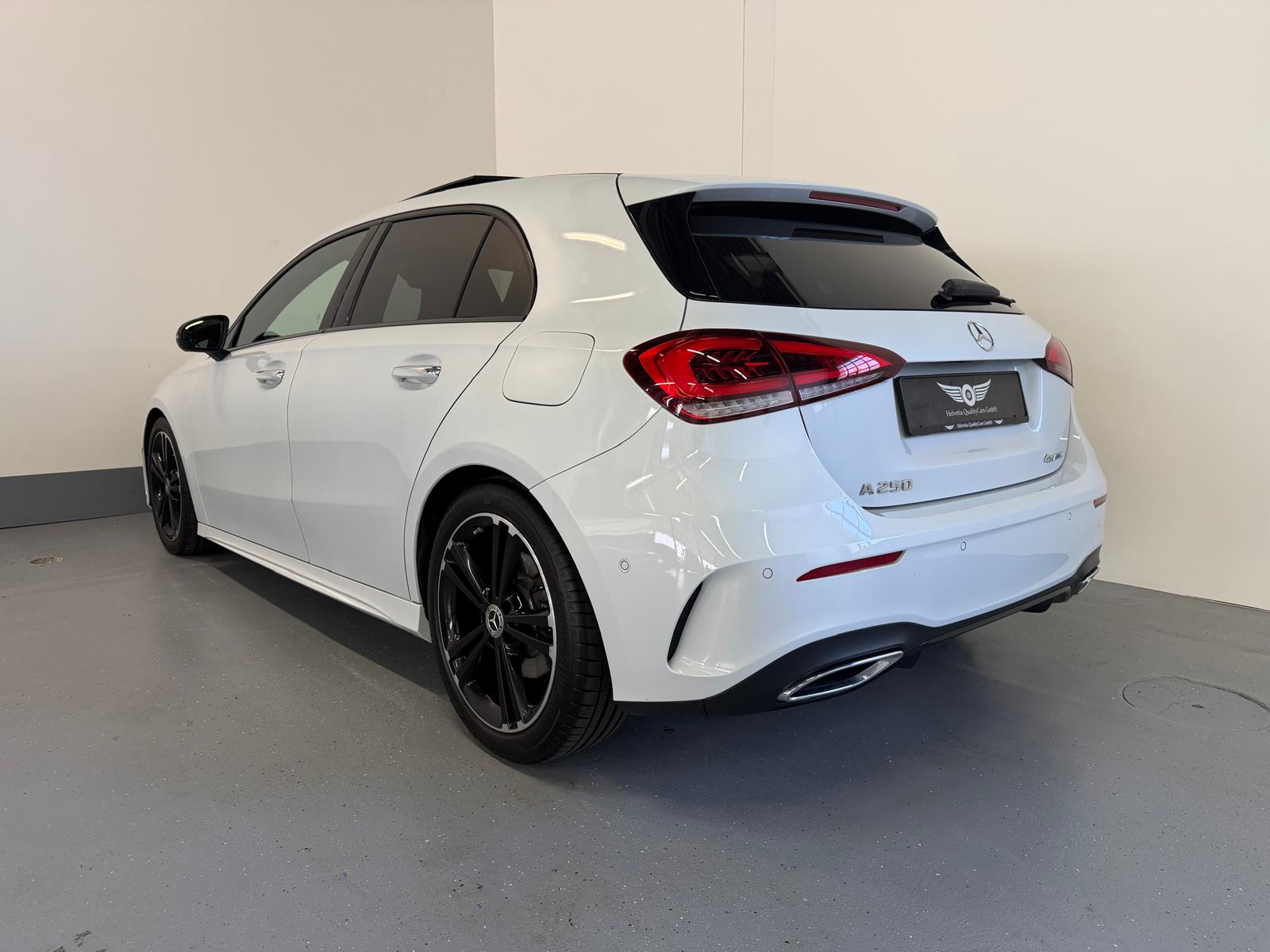 MERCEDES-BENZ A 250 4Matic AMG Line 4Matic 7G-DCT-image-9