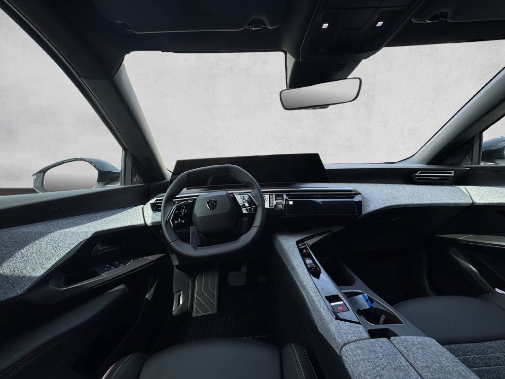 PEUGEOT 5008 1.2 Hybrid Allure Premium-image-8