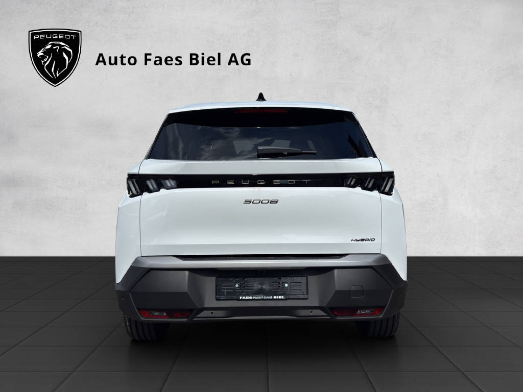 PEUGEOT 5008 1.2 Hybrid Allure Premium-image-4