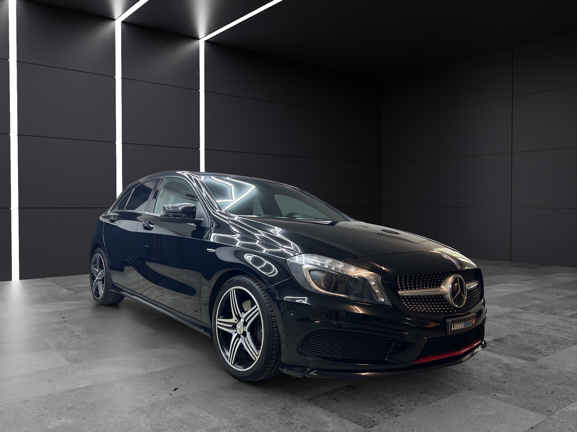 MERCEDES-BENZ A 250 Sport 7G-DCT-image-2