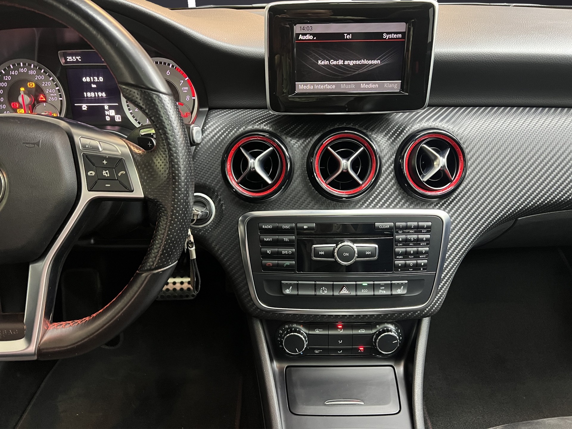 MERCEDES-BENZ A 250 Sport 7G-DCT-image-12