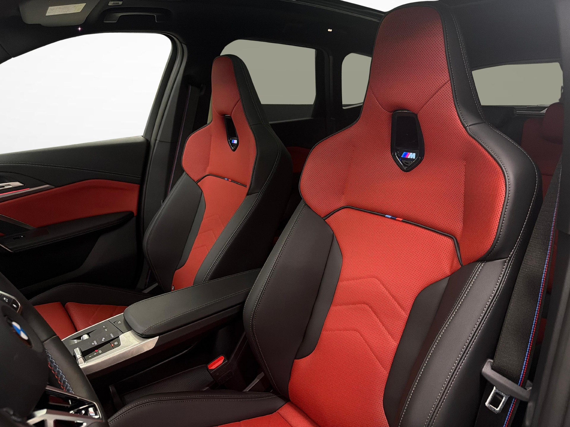 BMW X1 M35i-image-17