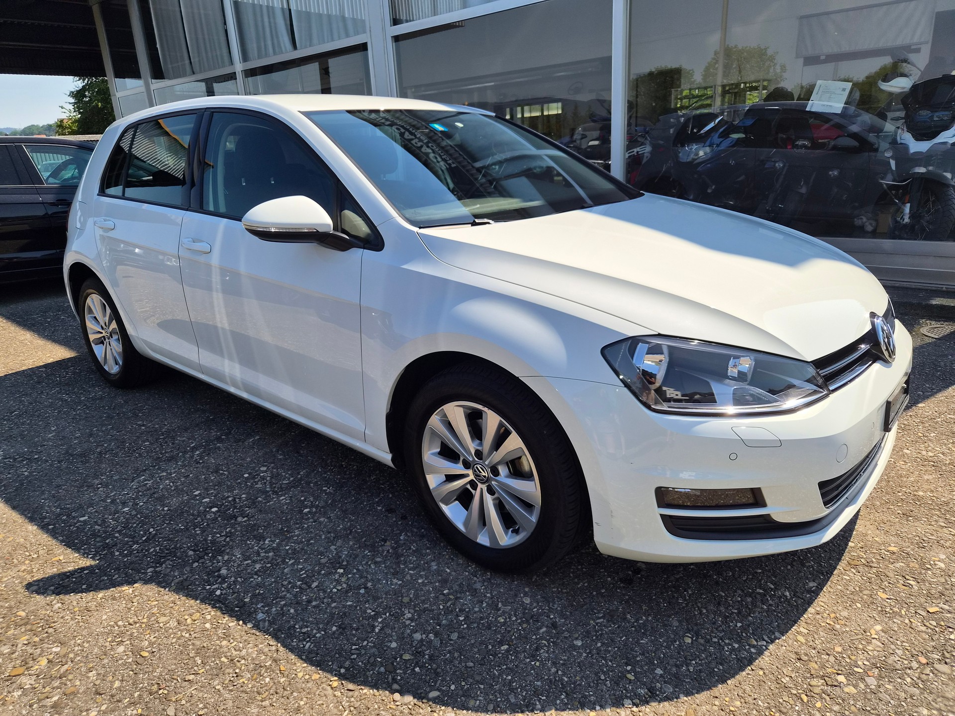 VW Golf 2.0 TDI Comfortline 4Motion-image-0