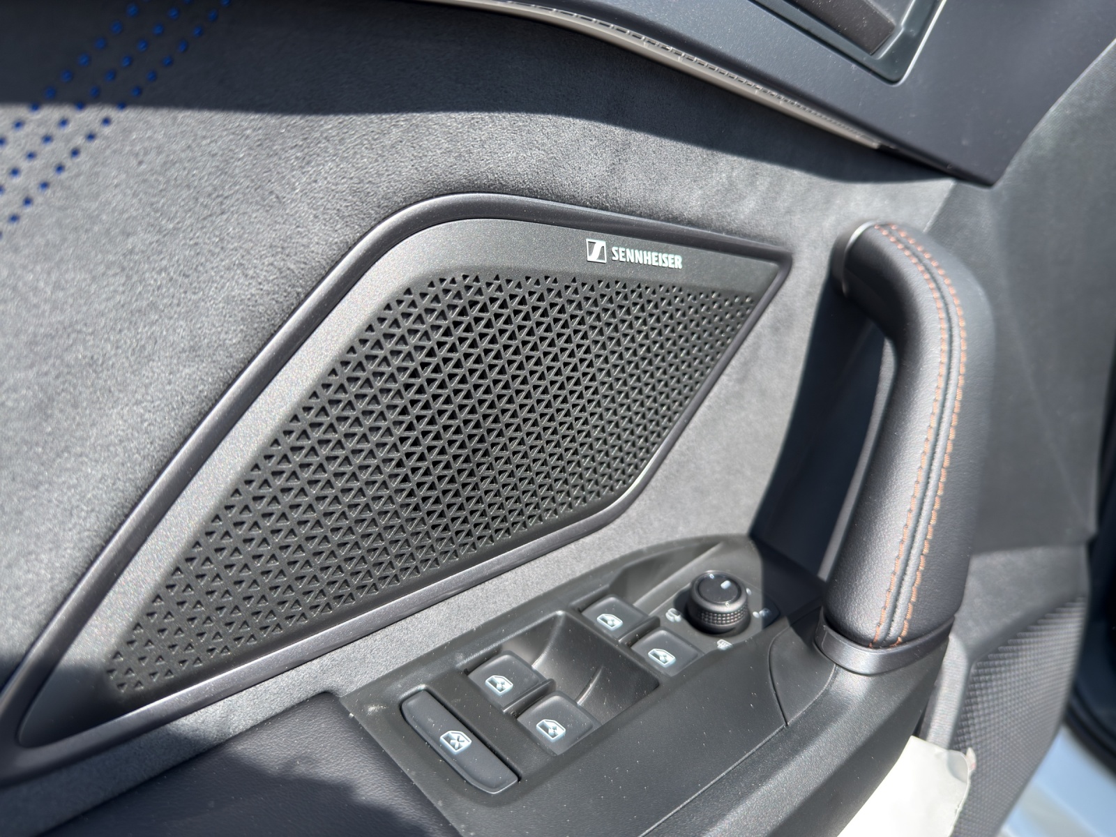 CUPRA Formentor 1.5 e-HYBRID pHEV Black Symphony DSG-image-14