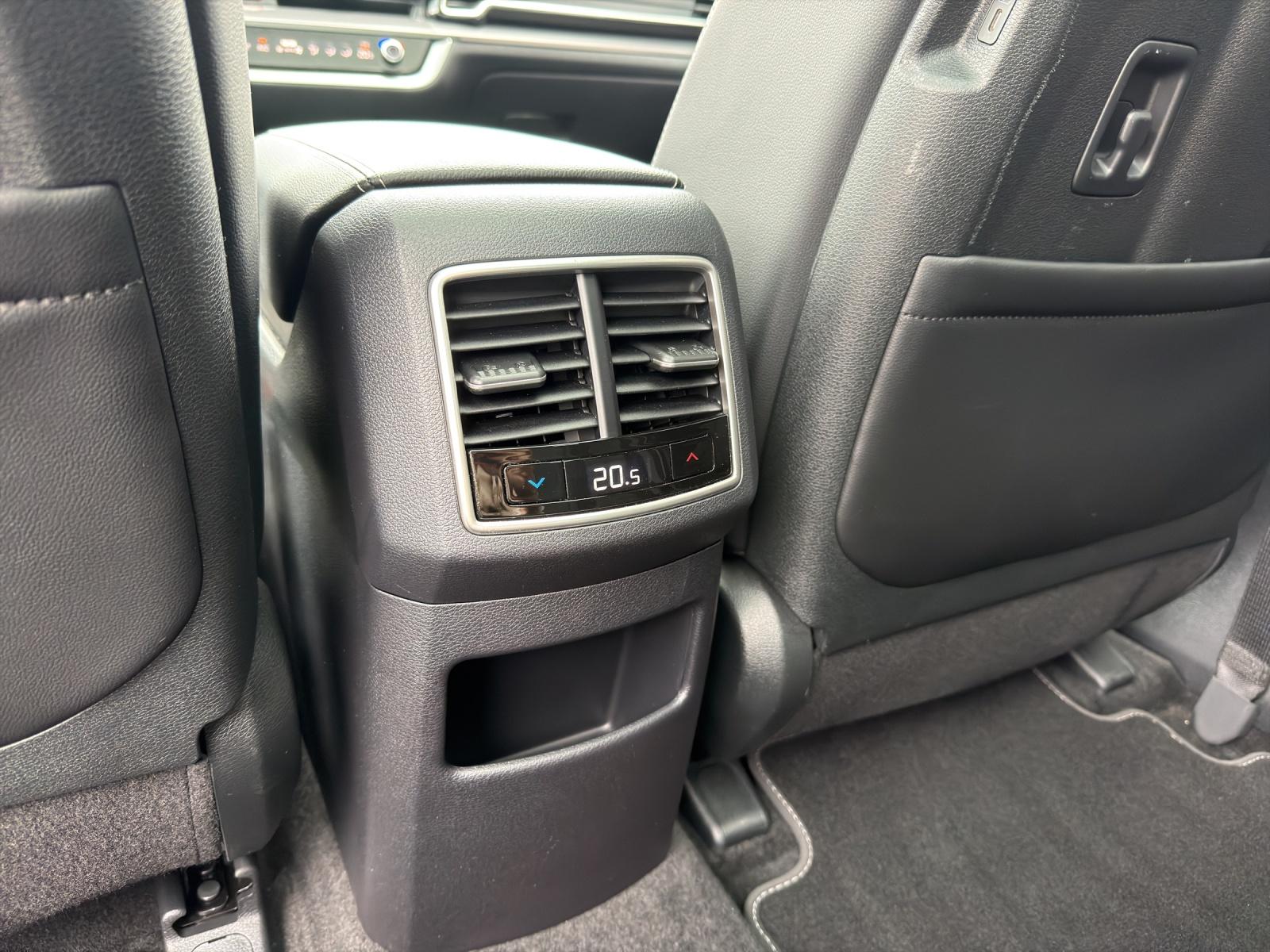 KIA Sportage 1.6 T-GDi PHEV GT-Line-image-15