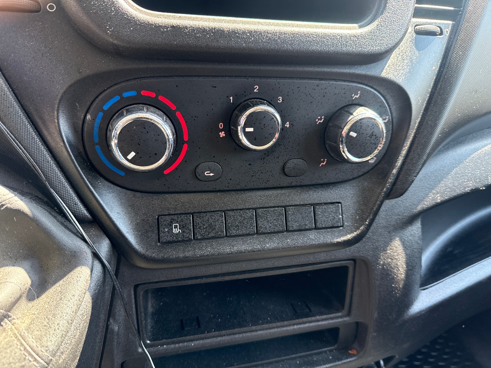 IVECO 35 S 13-image-15