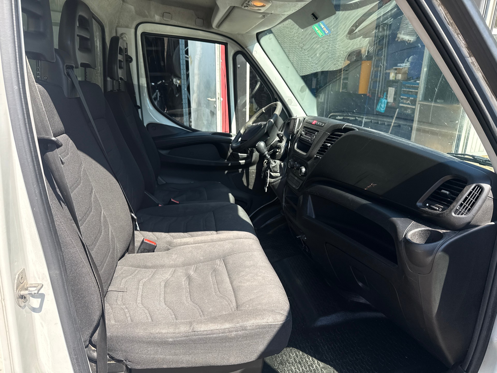 IVECO 35 S 13-image-13