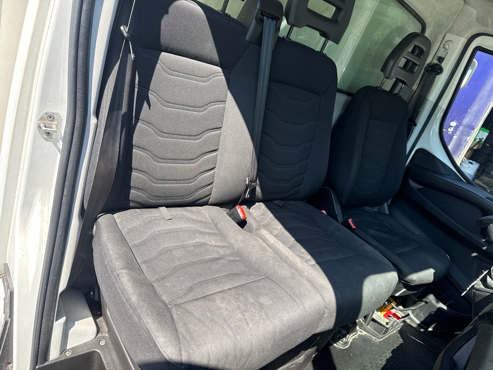 IVECO 35 S 13-image-12