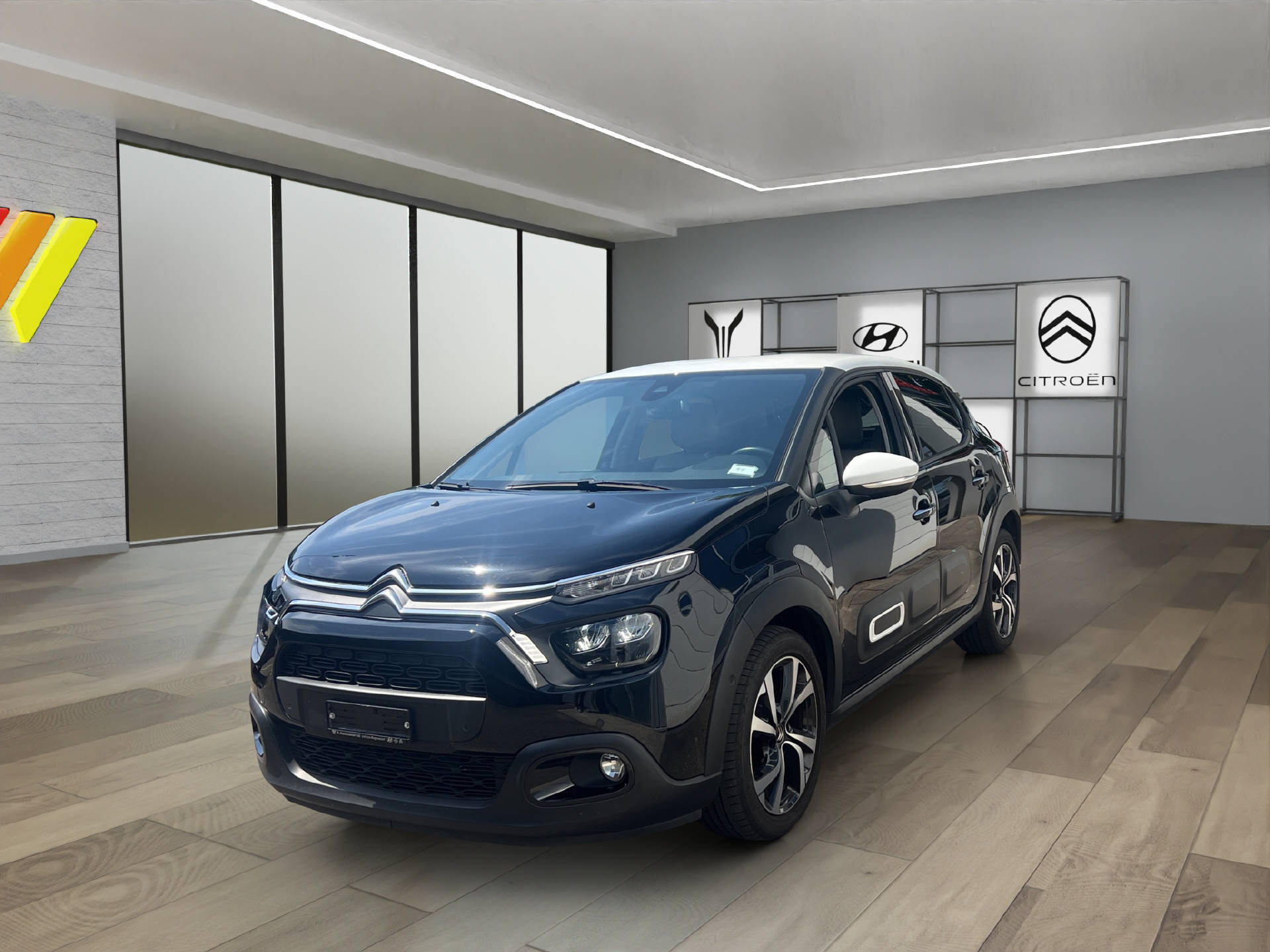 CITROEN C3 1.2 PureTech Shine-image-1
