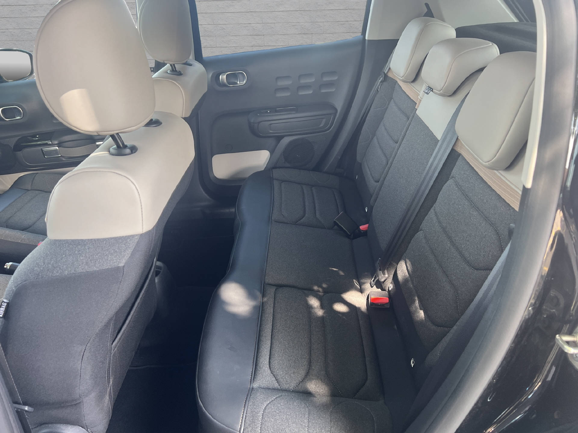 CITROEN C3 1.2 PureTech Shine-image-13