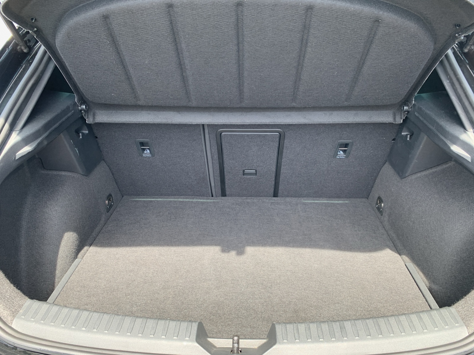 SEAT Leon 1.5 eHybrid pHEV DSG FR-image-12
