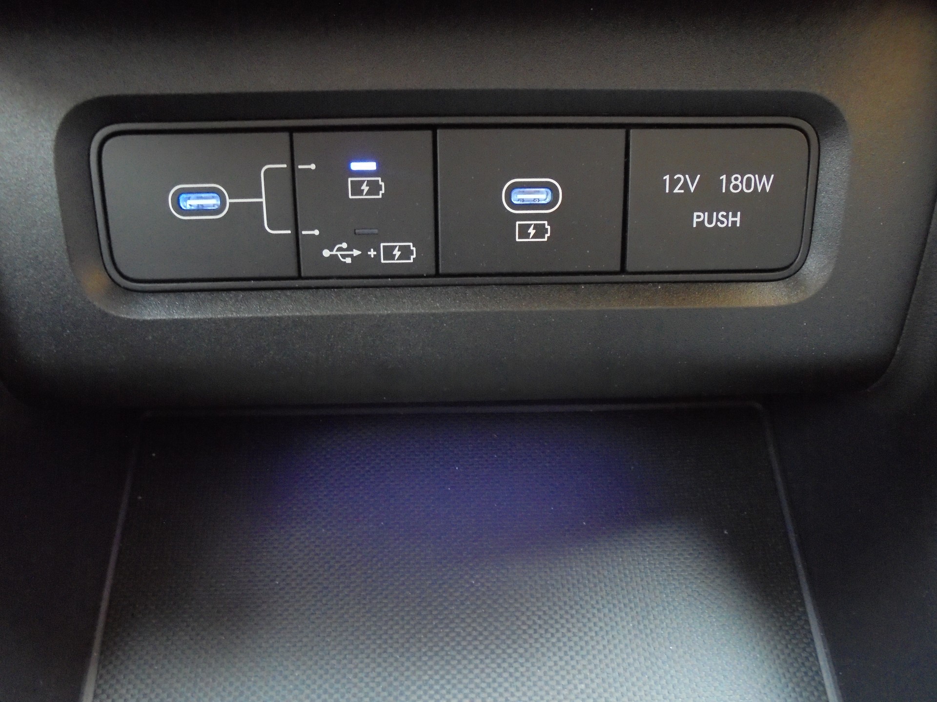 HYUNDAI Tucson 1.6 TGDI PHEV Vertex 4WD-image-10