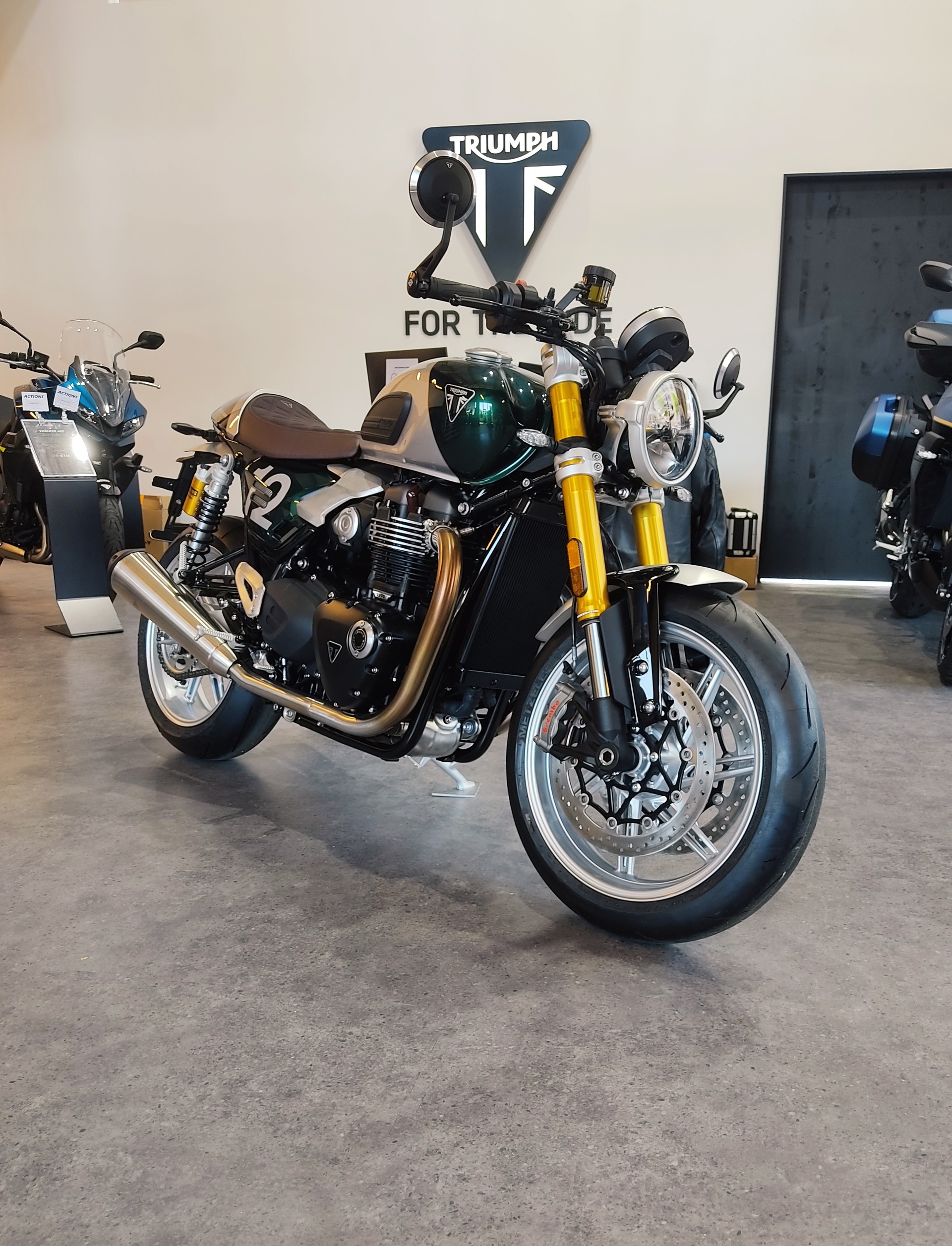 TRIUMPH Speed Twin 1200 RS Cafe Racer Edition