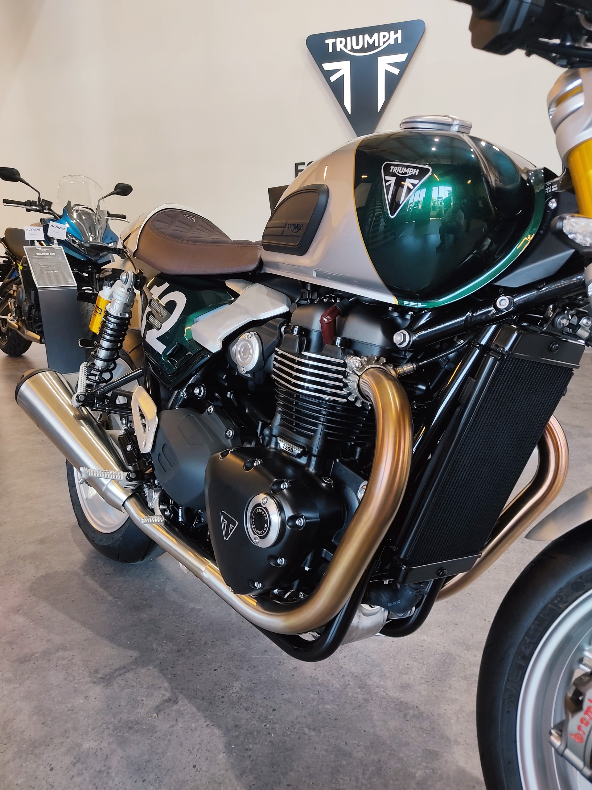 TRIUMPH Speed Twin 1200 RS Cafe Racer Edition-image-5