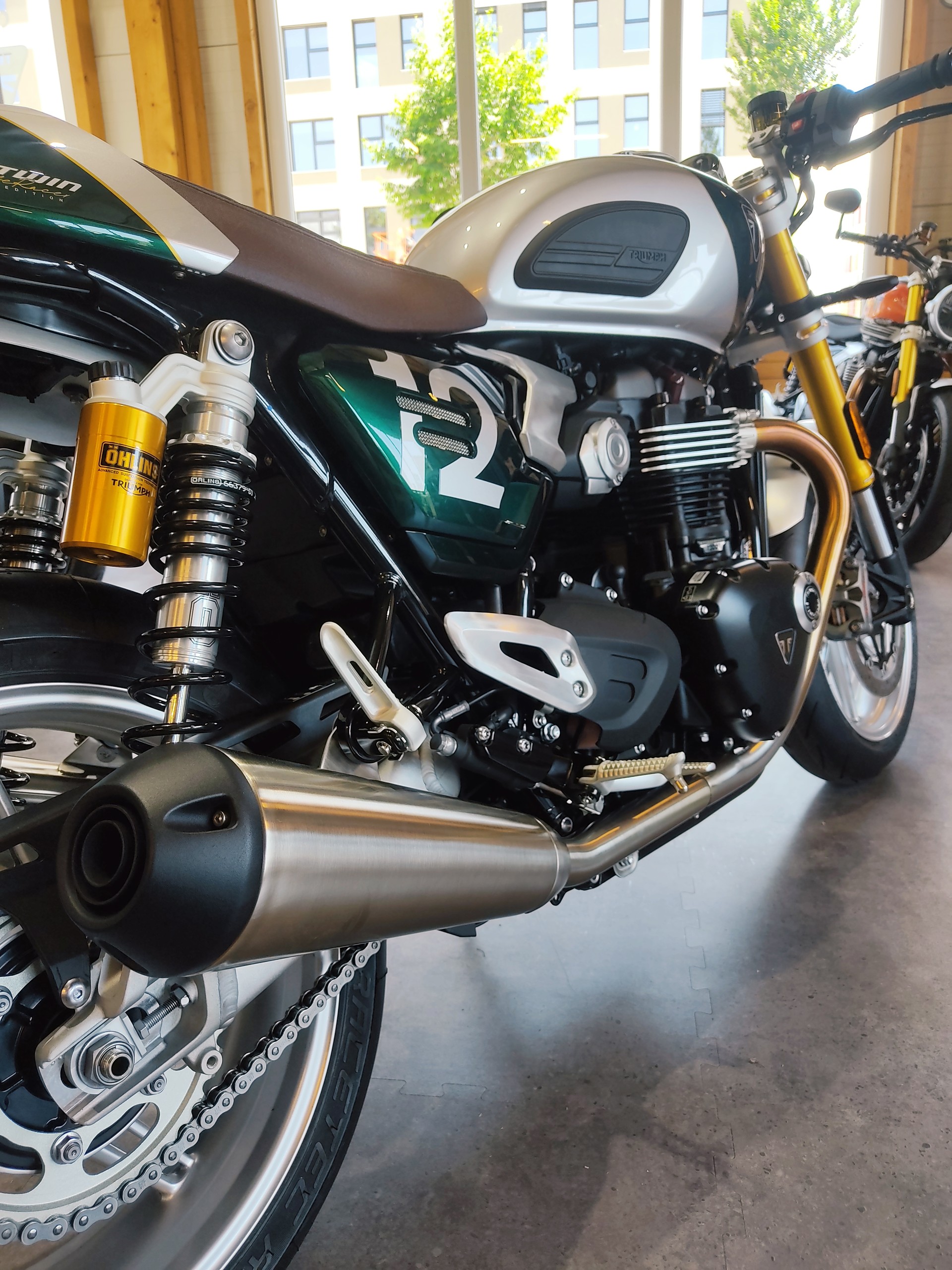 TRIUMPH Speed Twin 1200 RS Cafe Racer Edition-image-4