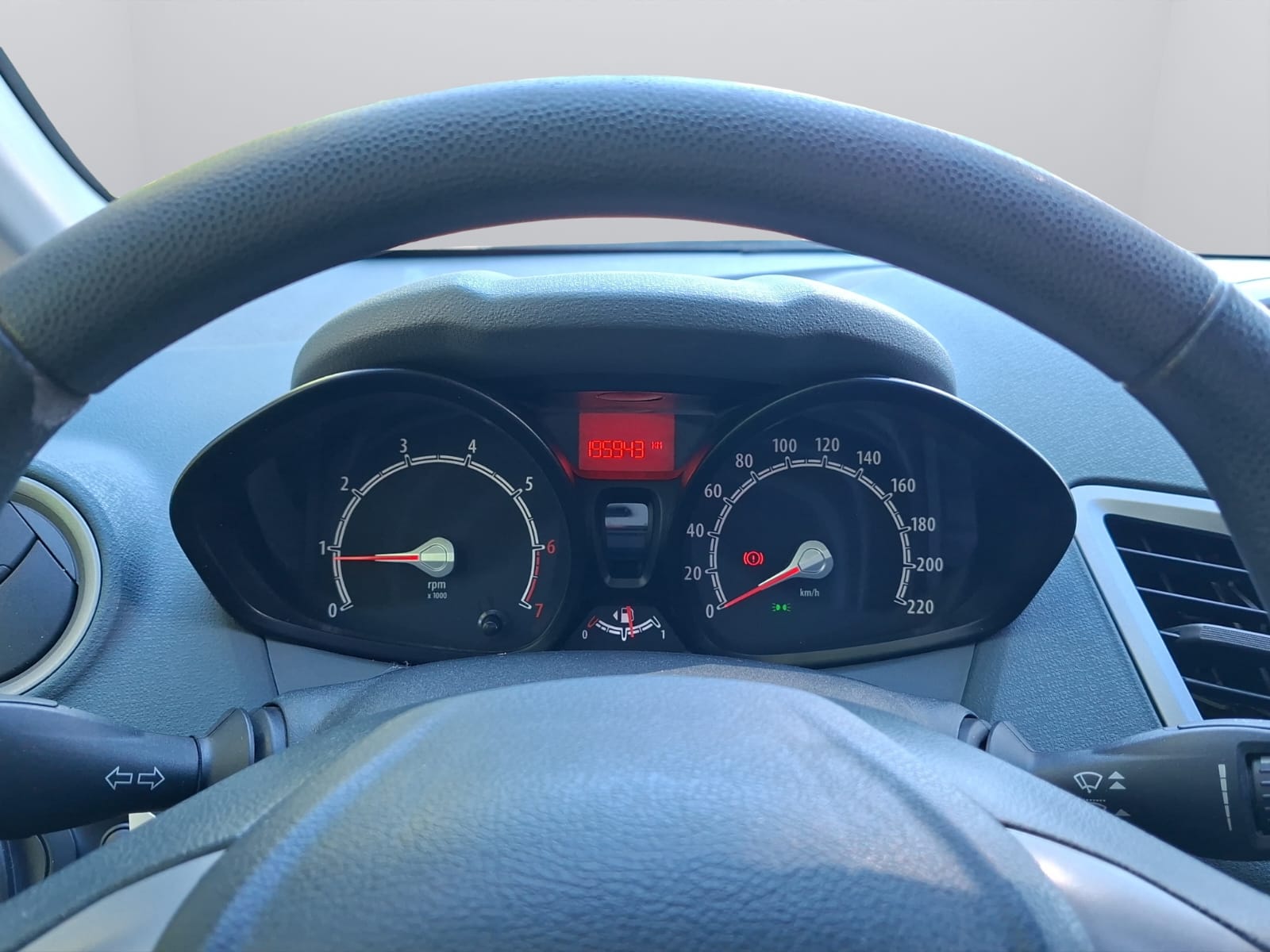 FORD Fiesta 1.25 16V Trend-image-14