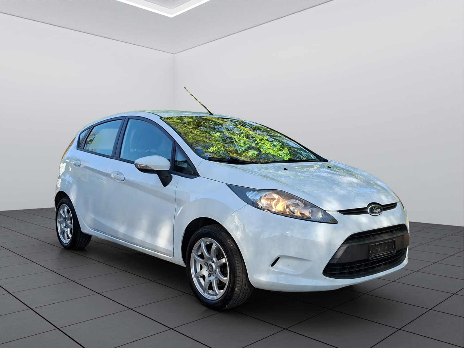 FORD Fiesta 1.25 16V Trend-image-2