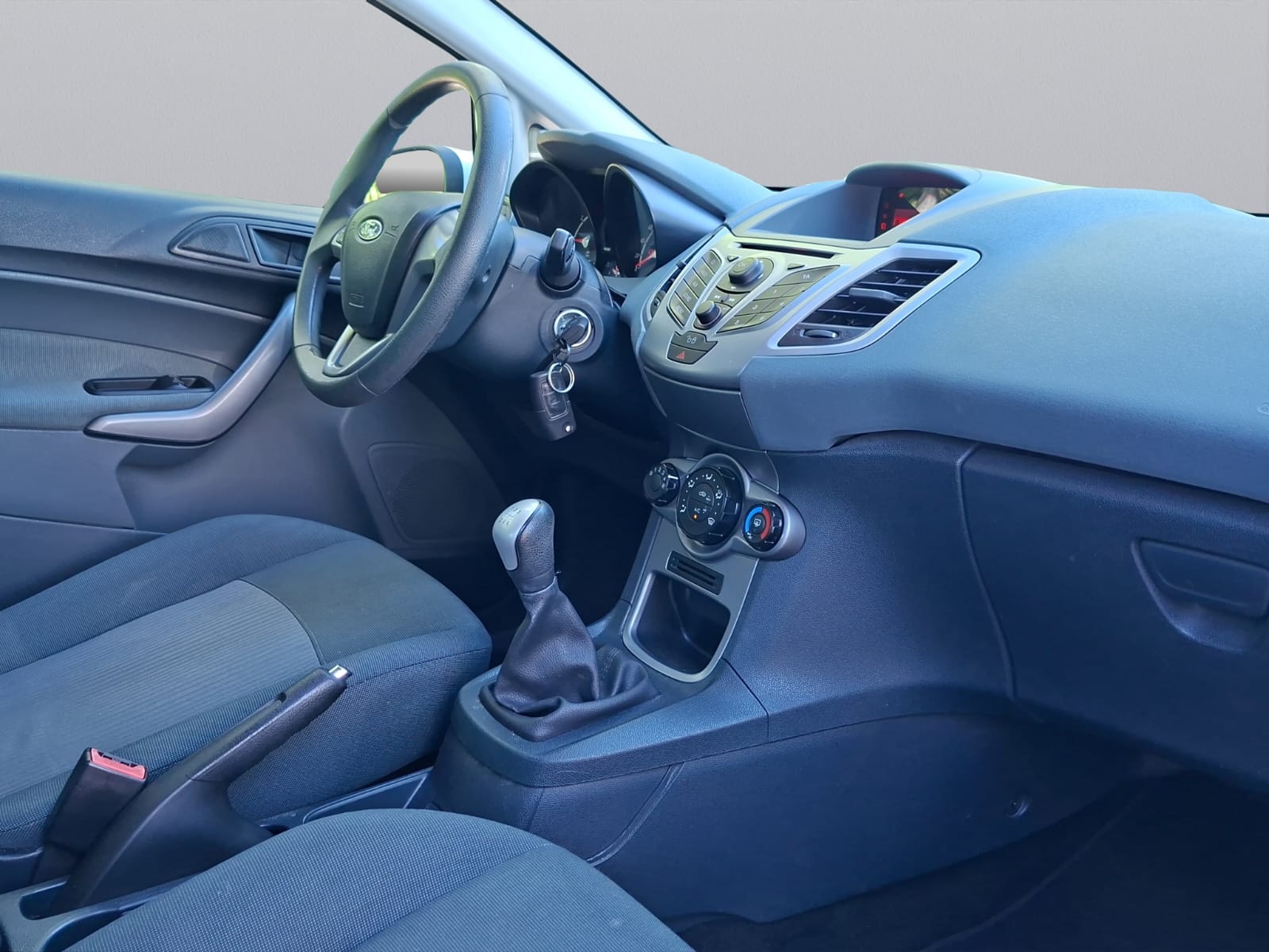 FORD Fiesta 1.25 16V Trend-image-11