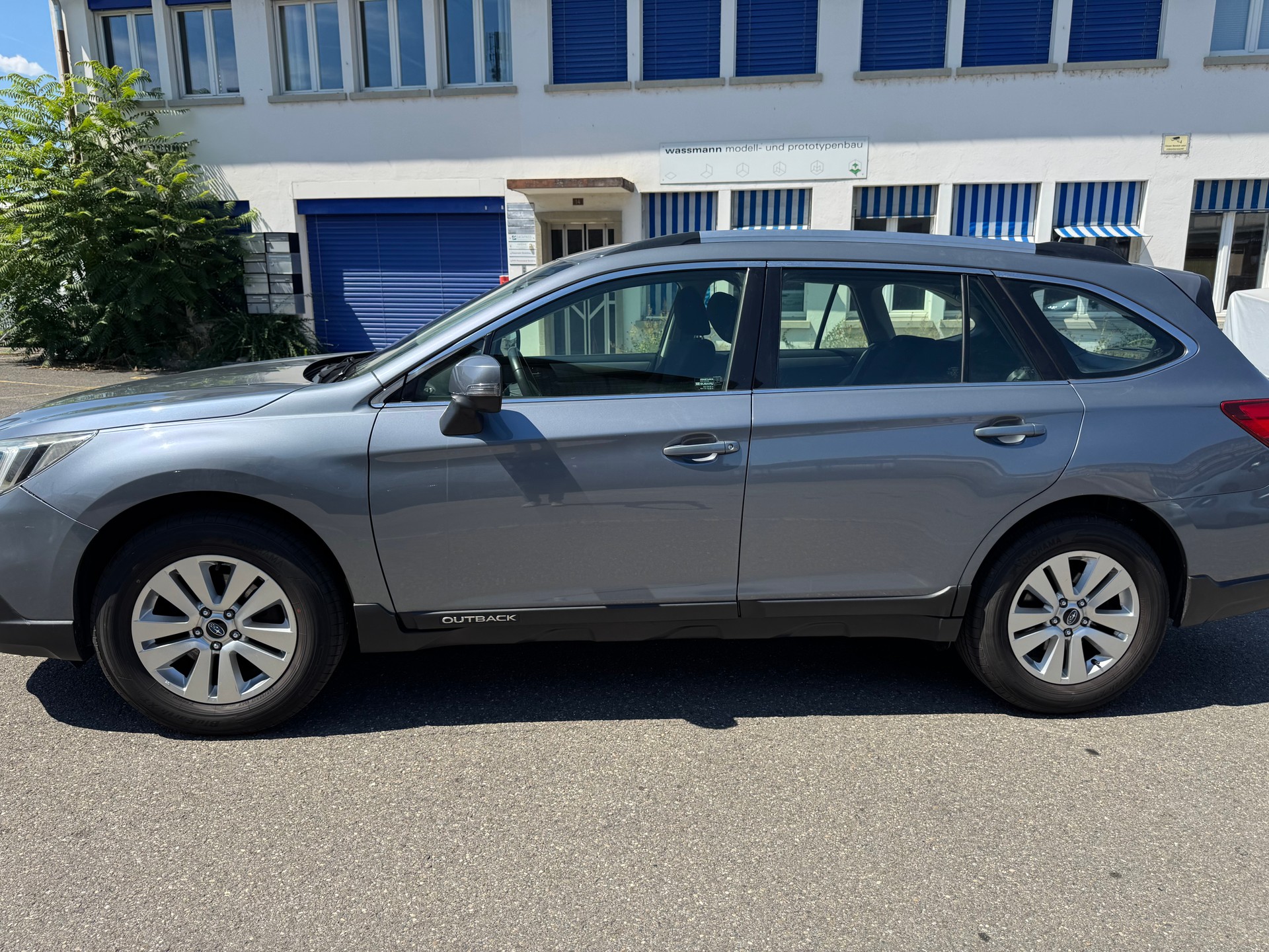 SUBARU Outback 2.5i Swiss AWD Lineartronic-image-7
