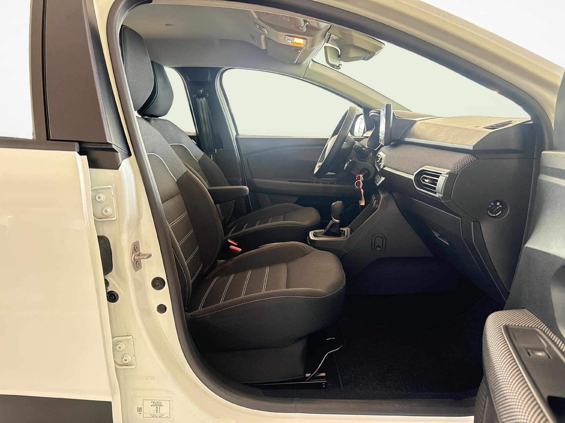 DACIA Sandero 1.0 TCe Stepway Expression-image-9