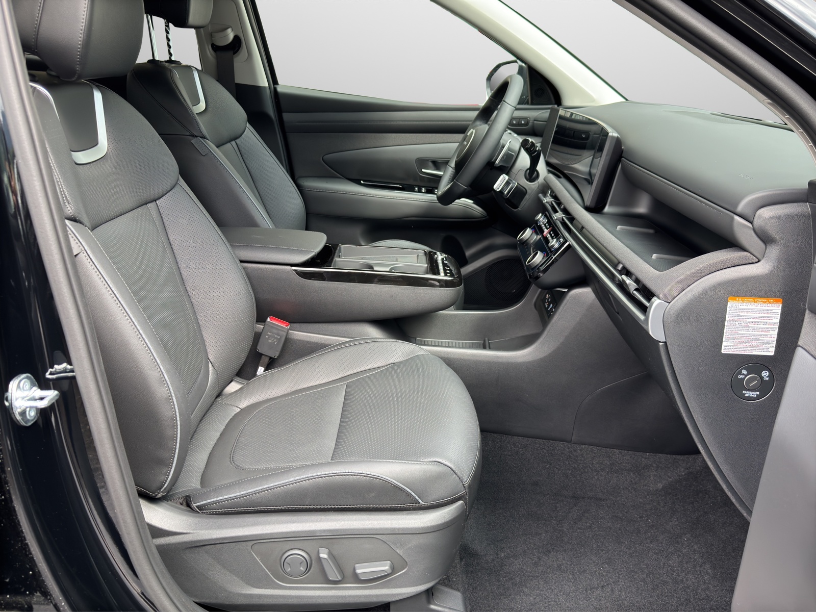HYUNDAI Tucson 1.6 T-GDi HEV Vertex Swiss Edition 4WD MY27-image-6