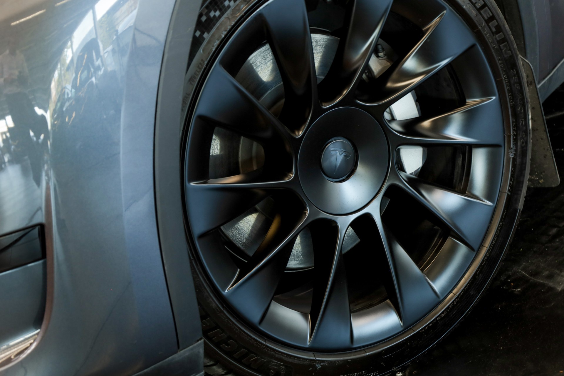 TESLA Model Y RWD-image-5