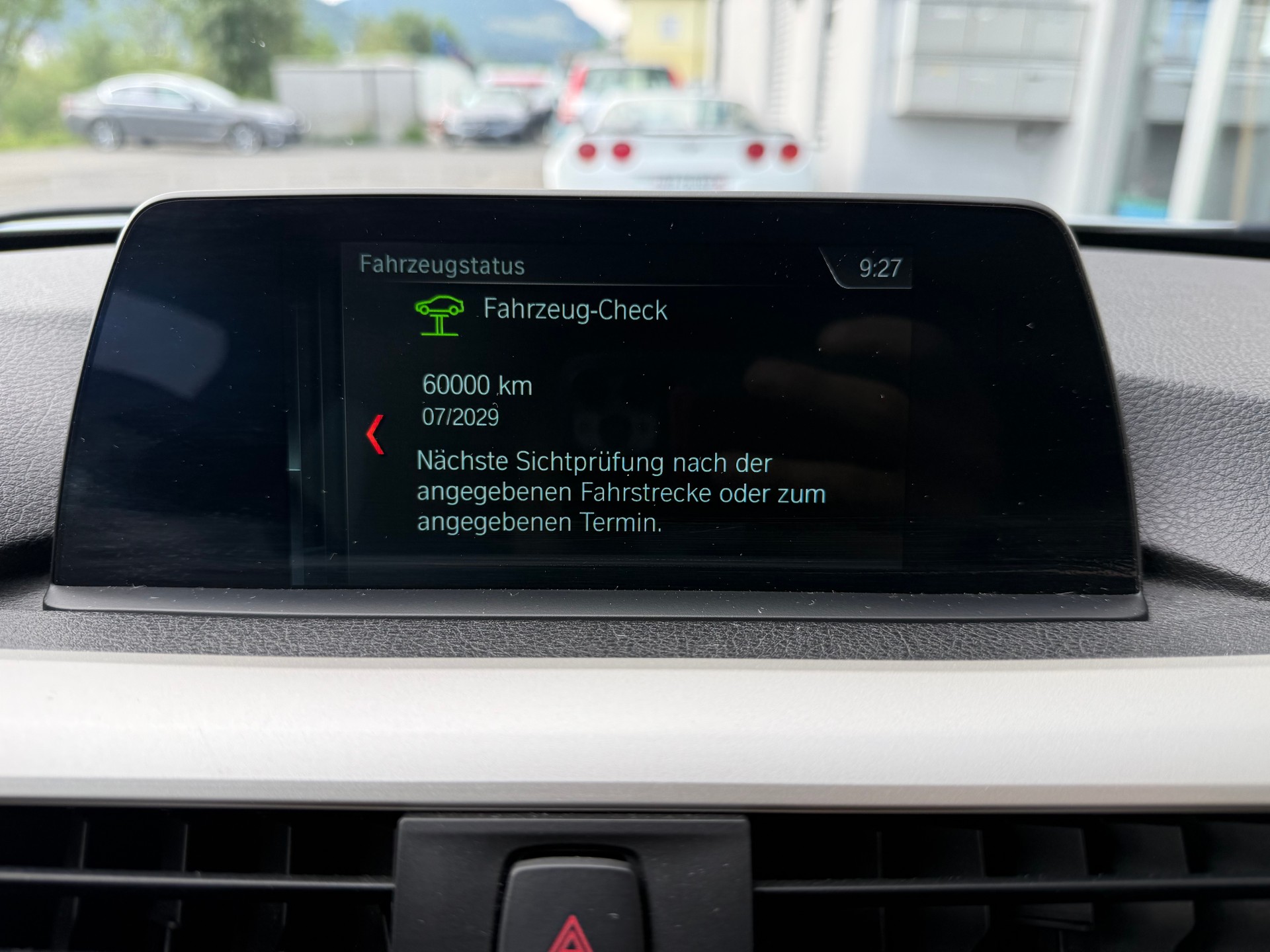 BMW 330e iPerformance Steptronic-image-23