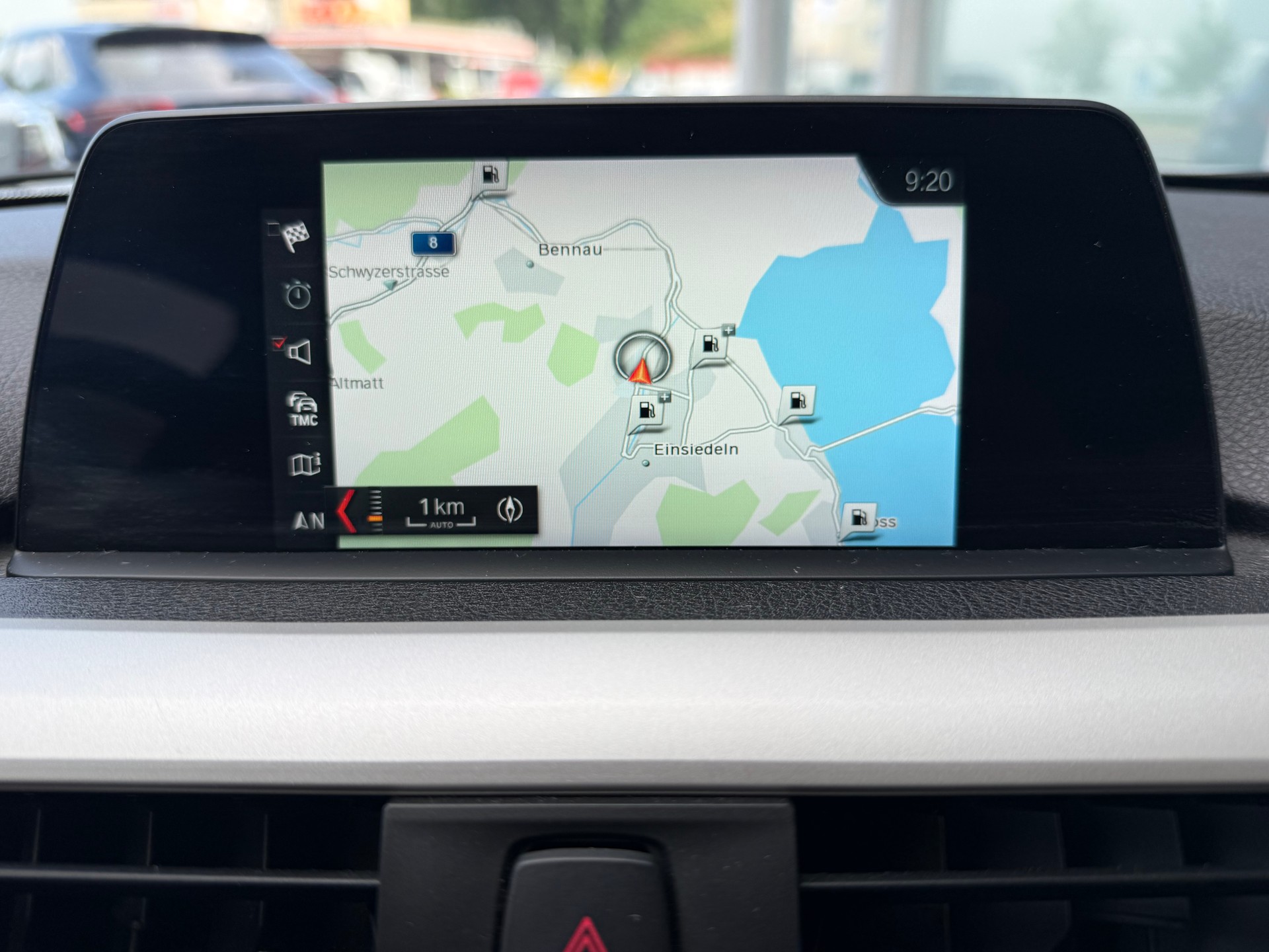 BMW 330e iPerformance Steptronic-image-17