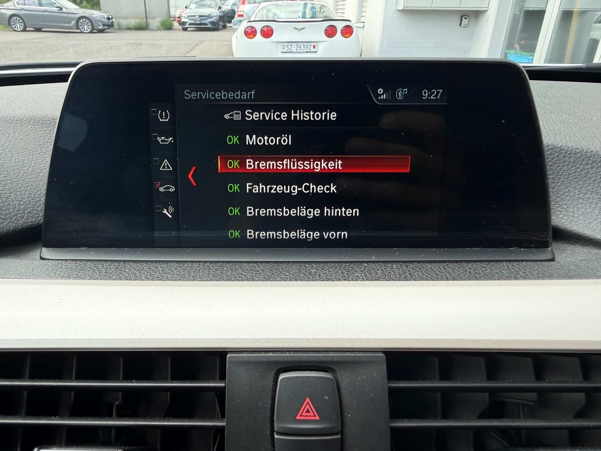 BMW 330e iPerformance Steptronic-image-21