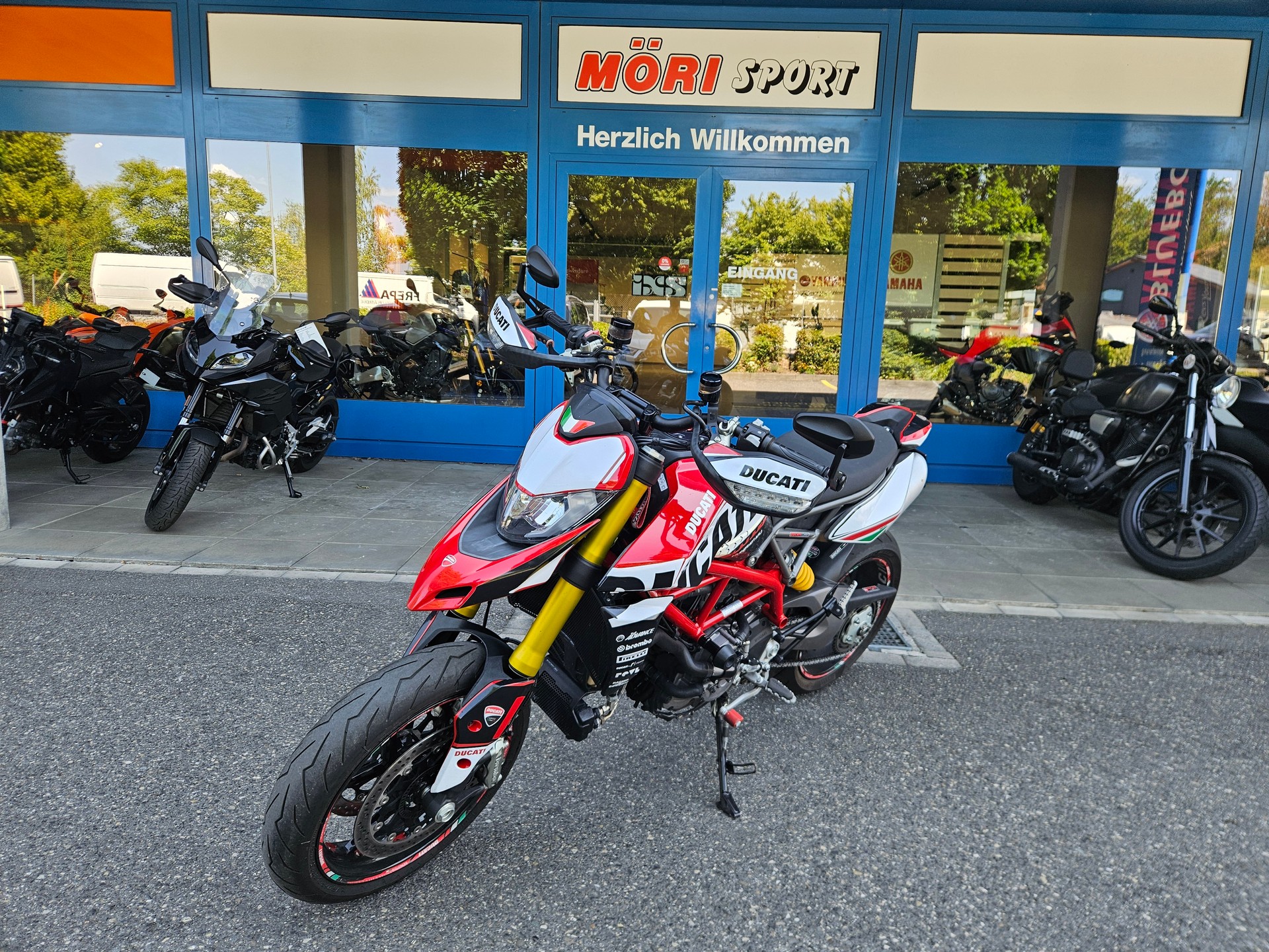 DUCATI Hypermotard 950 (35 kW)-showroom-element-3