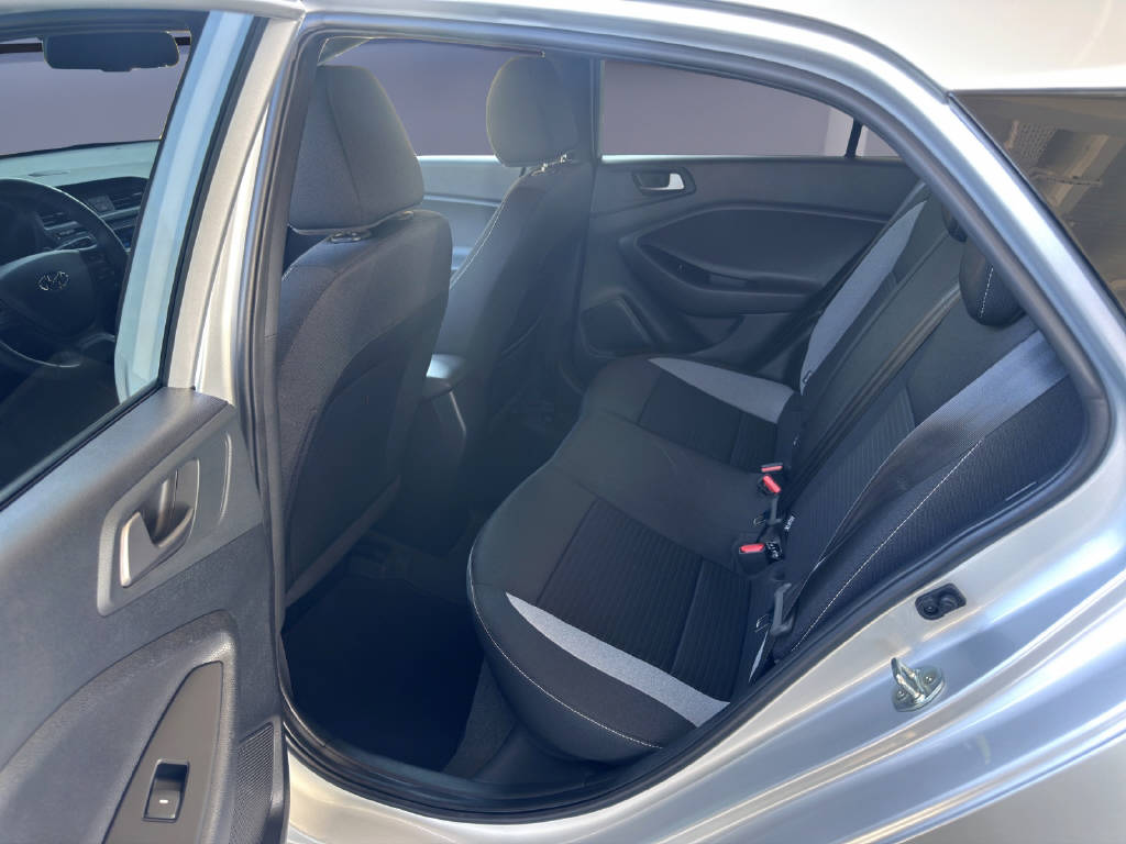 HYUNDAI i20 1.0 T-GDi Exxtra Plus-image-10