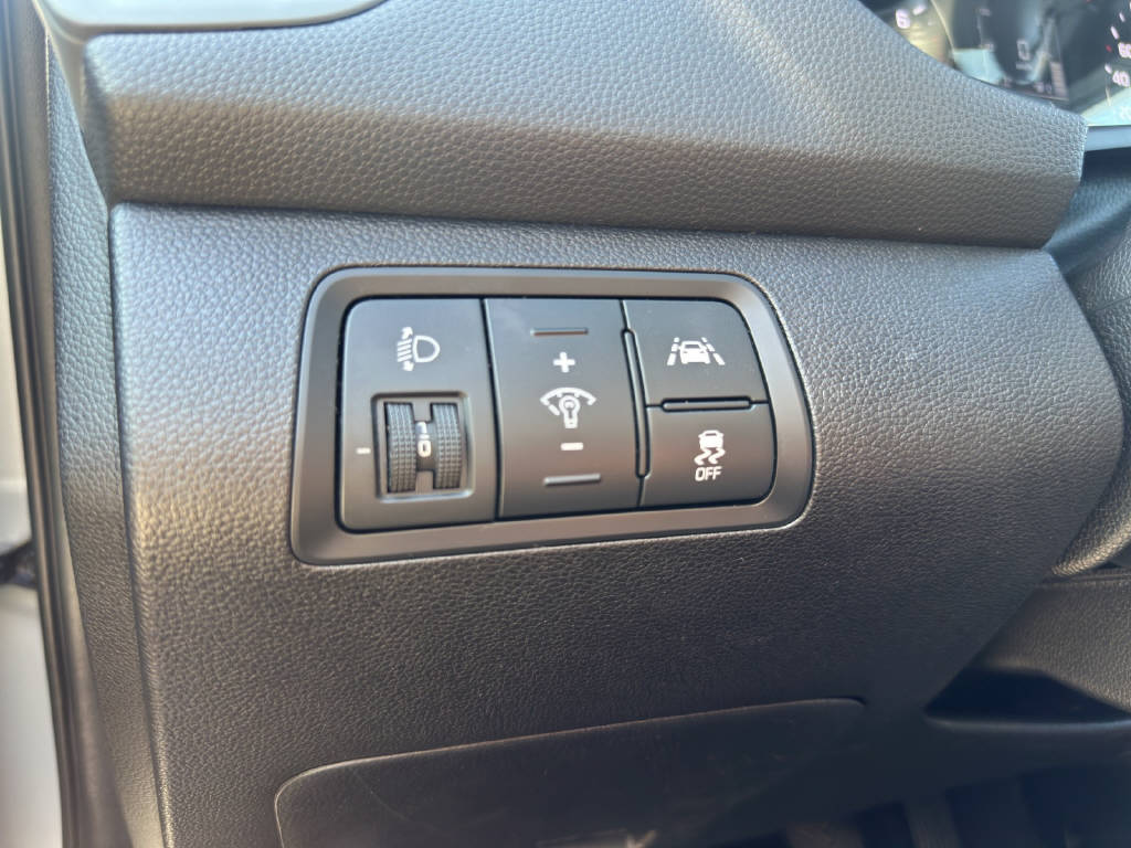 HYUNDAI i20 1.0 T-GDi Exxtra Plus-image-17