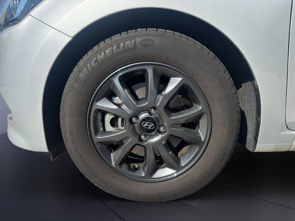 HYUNDAI i20 1.0 T-GDi Exxtra Plus-image-8