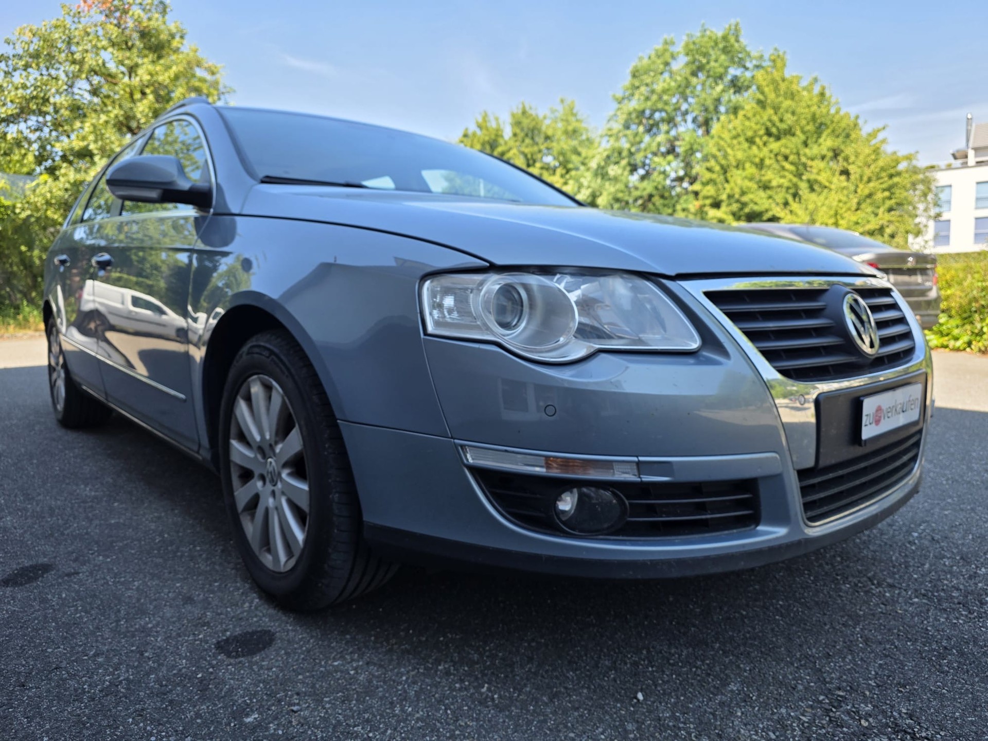 VW Passat Variant 2.0 TDI Highline 4Motion-image-2